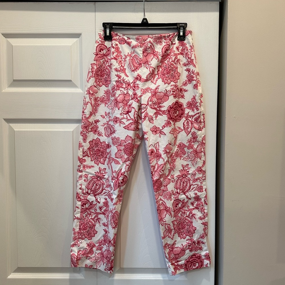 Ann Taylor pink floral ankle pant size 4